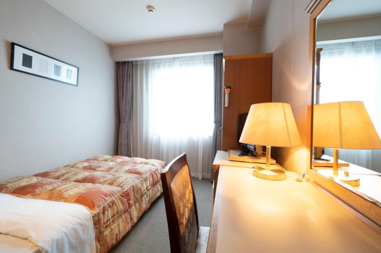 Hotel Econo Komatsu โคมัตสึ ภายนอก รูปภาพ