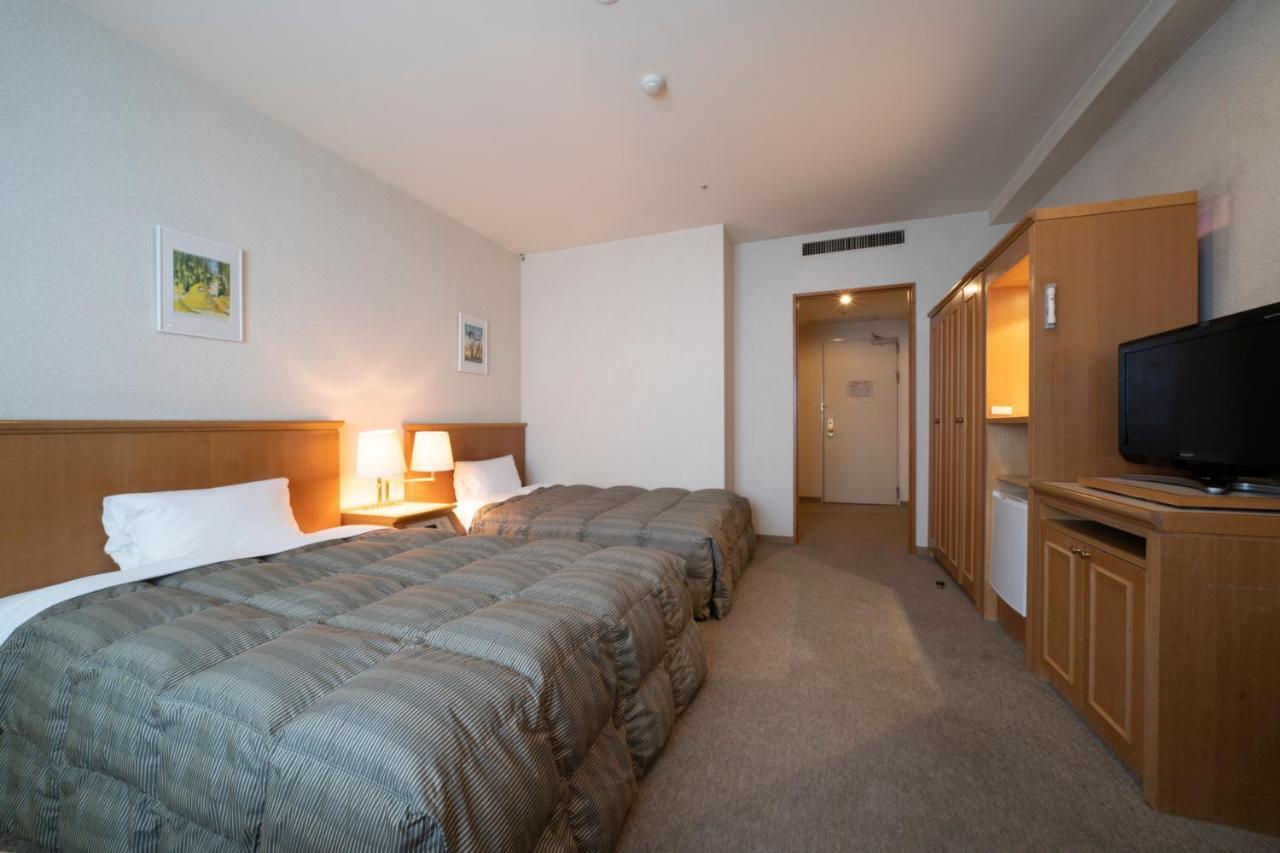 Hotel Econo Komatsu โคมัตสึ ภายนอก รูปภาพ
