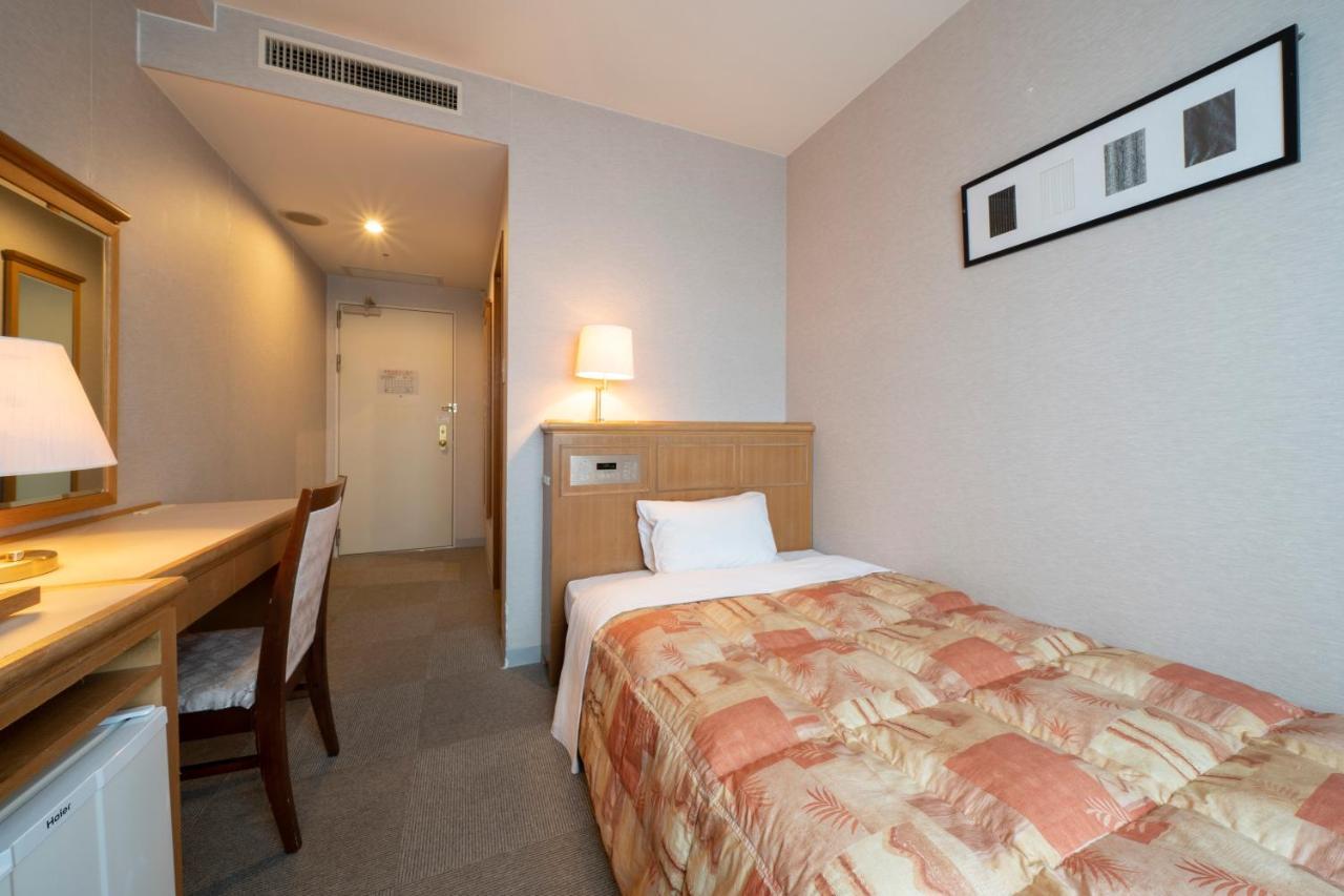Hotel Econo Komatsu โคมัตสึ ภายนอก รูปภาพ